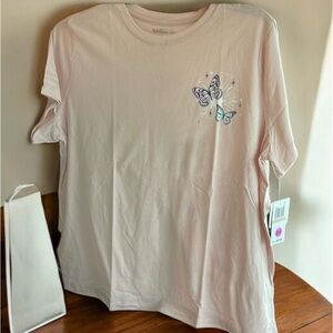 Rebellious One Graphic T-shirt